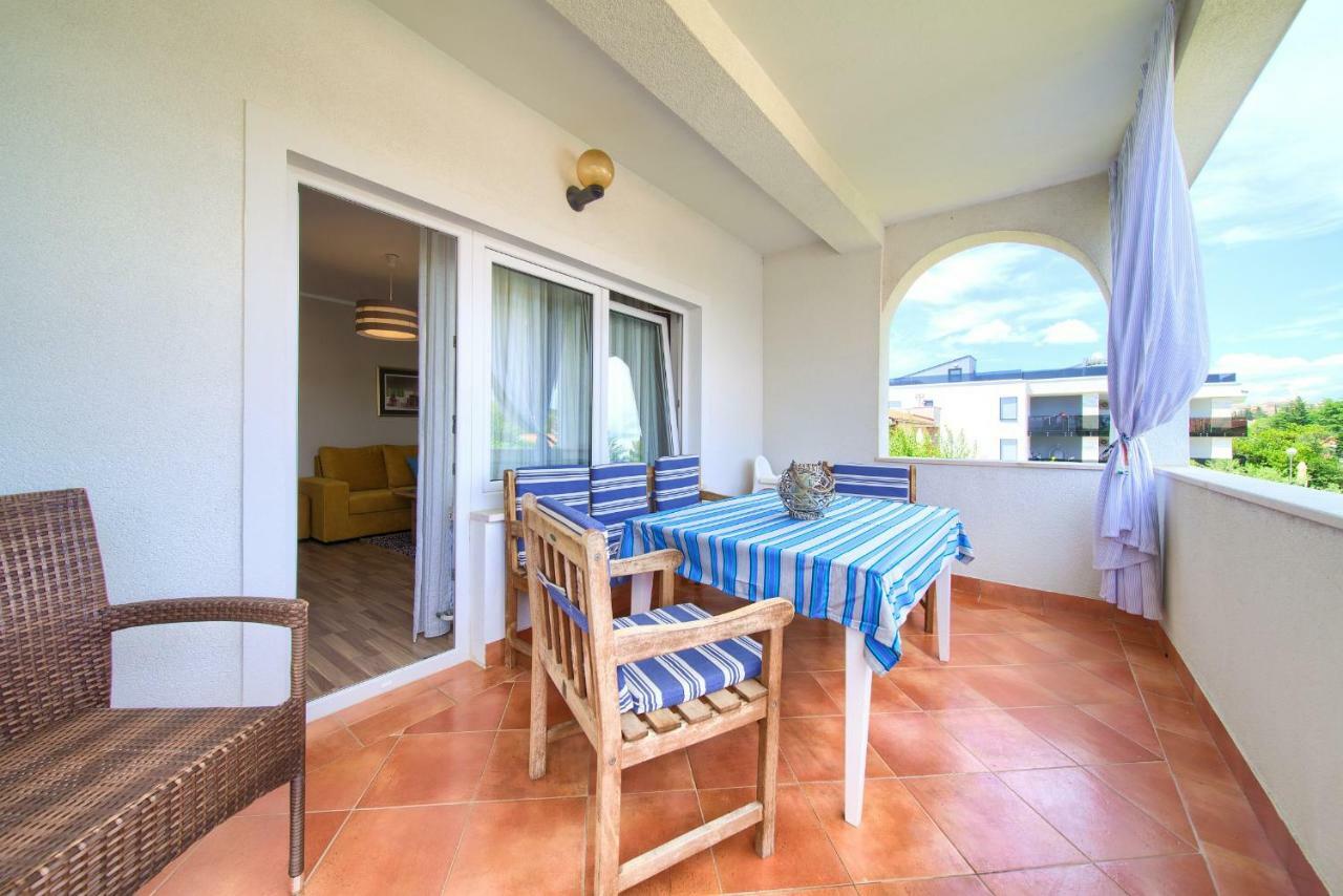 Villa Maria Krk Town Exterior photo